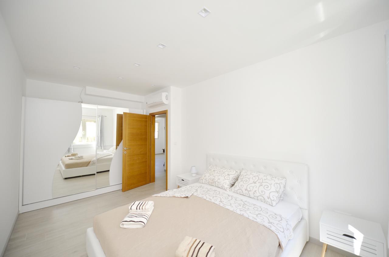 P&I Apartments Jadranska 74,Dobrota Котор Екстериор снимка