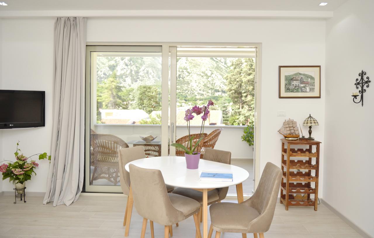 P&I Apartments Jadranska 74,Dobrota Котор Екстериор снимка