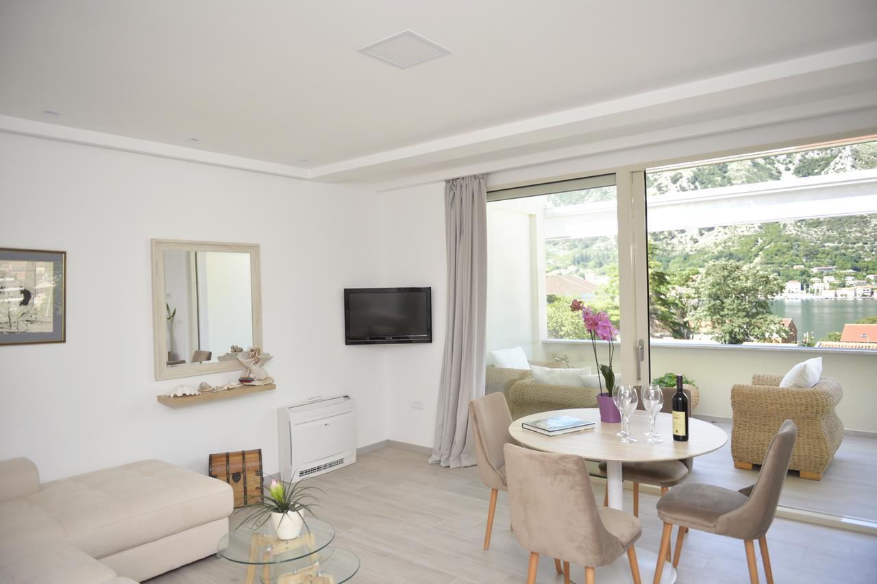 P&I Apartments Jadranska 74,Dobrota Котор Екстериор снимка