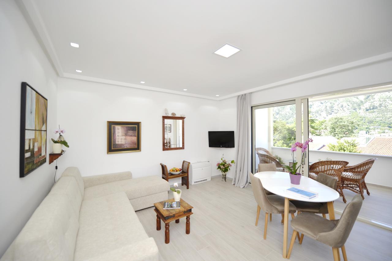 P&I Apartments Jadranska 74,Dobrota Котор Екстериор снимка