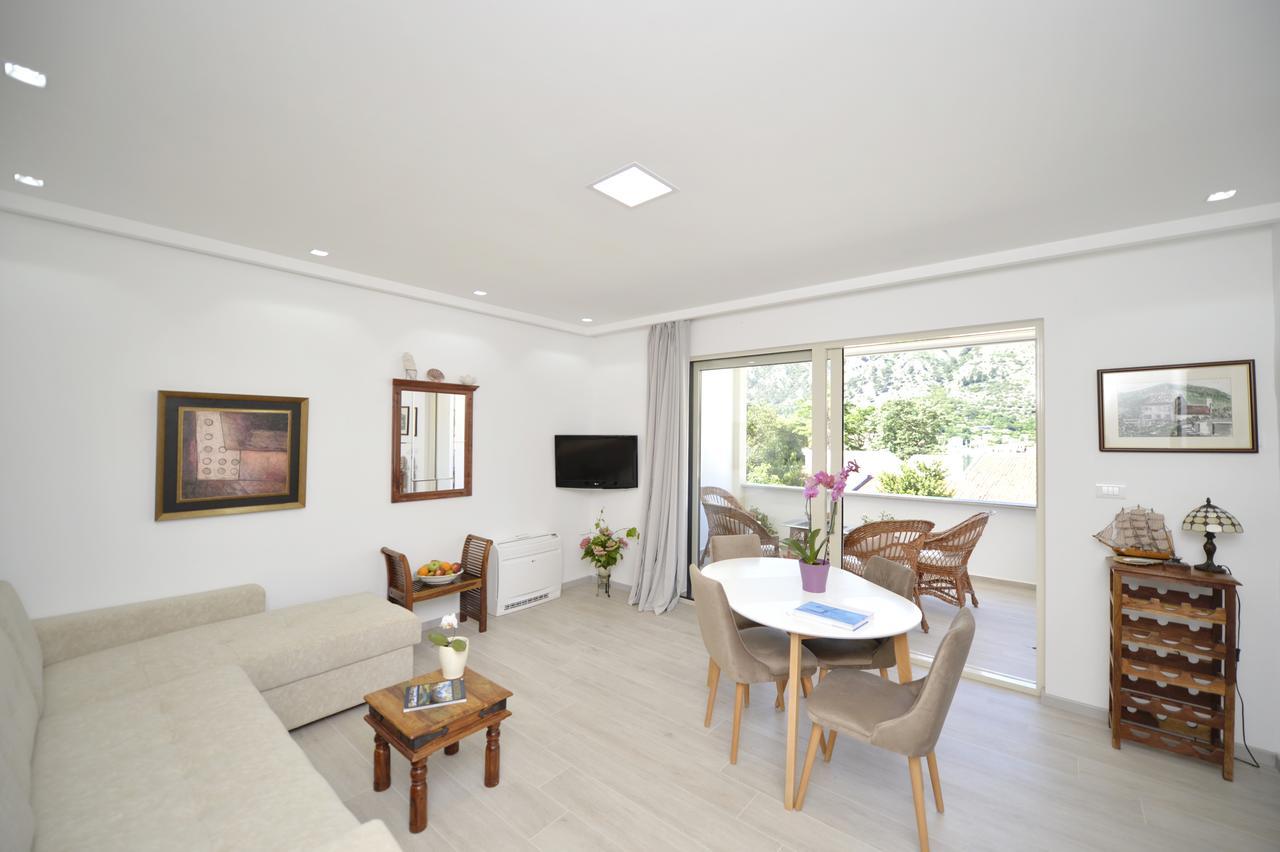 P&I Apartments Jadranska 74,Dobrota Котор Екстериор снимка