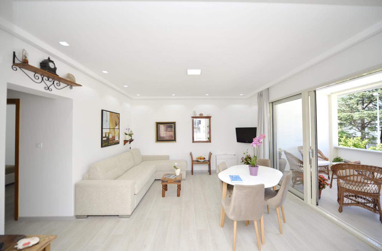 P&I Apartments Jadranska 74,Dobrota Котор Екстериор снимка