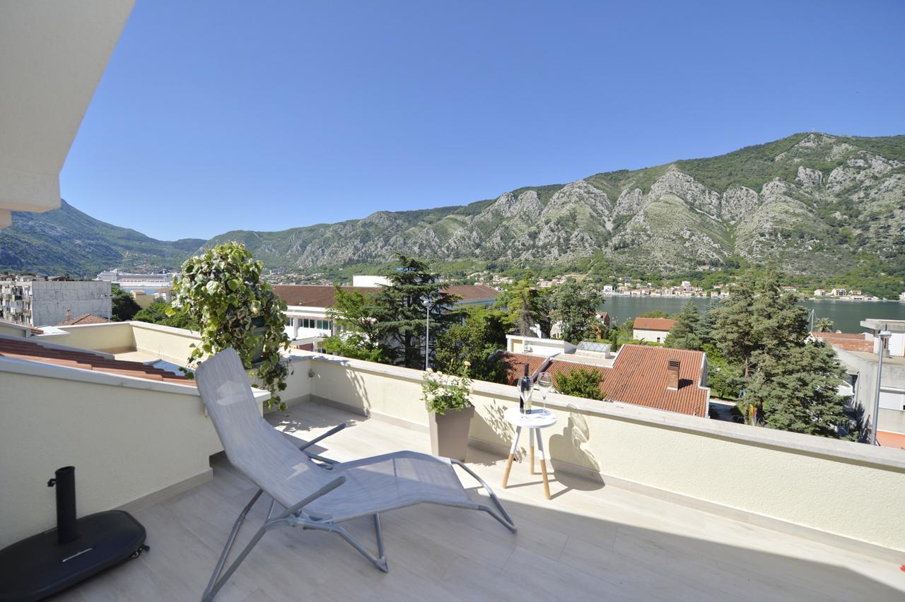 P&I Apartments Jadranska 74,Dobrota Котор Екстериор снимка