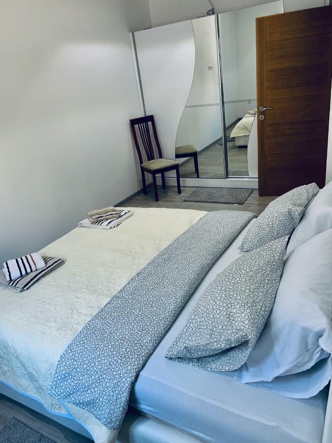 P&I Apartments Jadranska 74,Dobrota Котор Екстериор снимка
