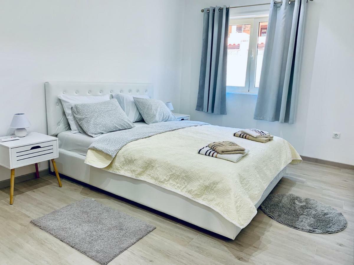 P&I Apartments Jadranska 74,Dobrota Котор Екстериор снимка